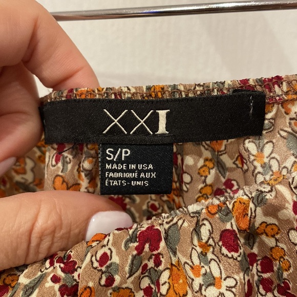 Forever 21 Strapless Floral Romper - Picture 4 of 5